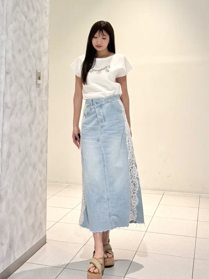 GRACE CONTINENTAL momo コーディネート画像