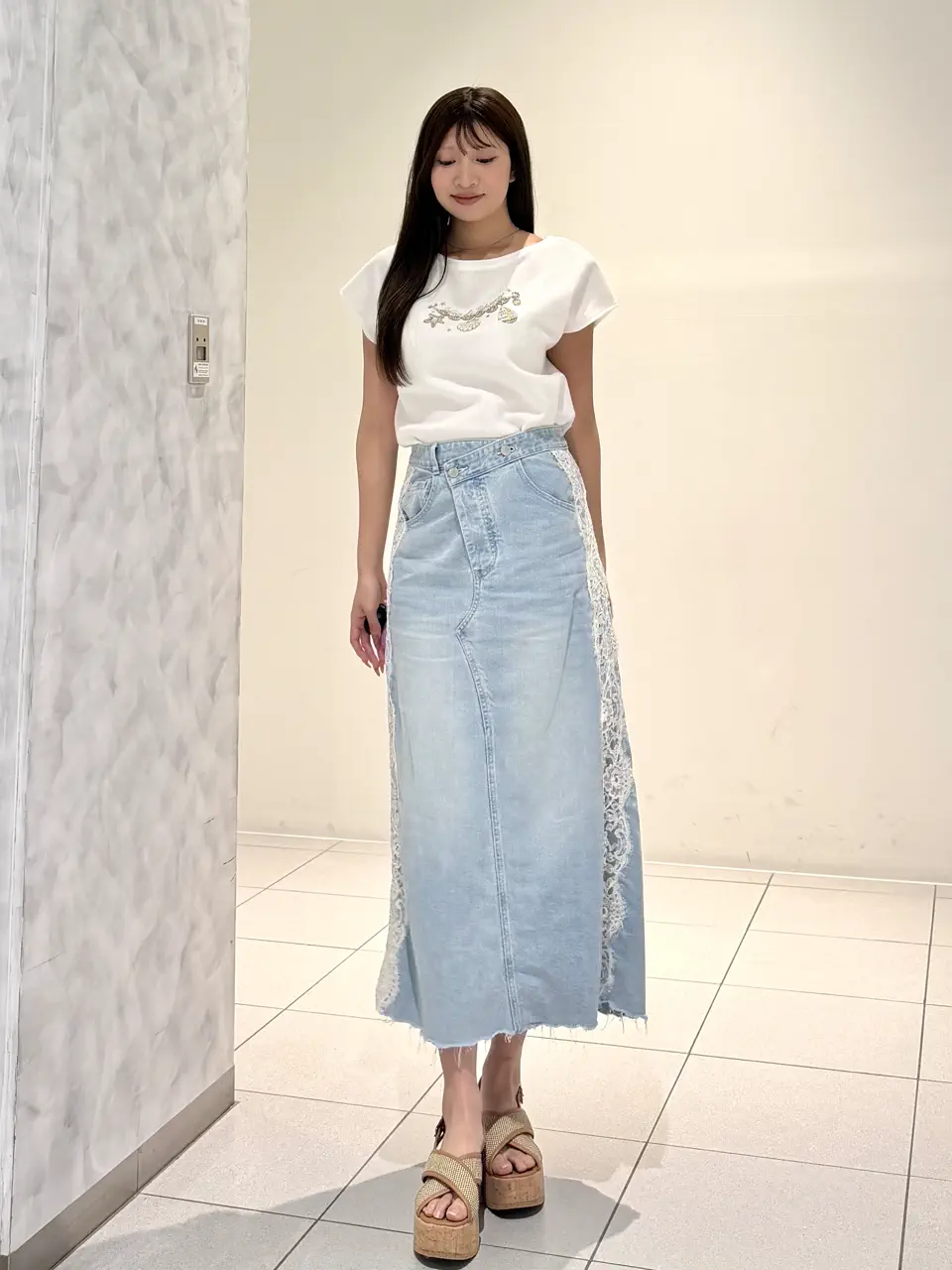 GRACE CONTINENTAL momo コーディネート画像