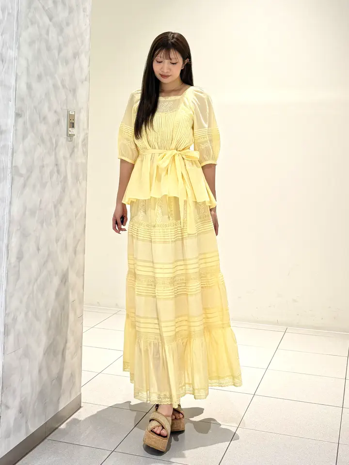 GRACE CONTINENTAL momo コーディネート画像