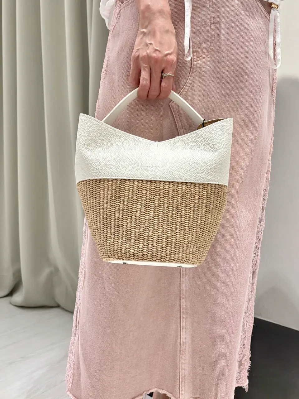 GRACE CONTINENTAL 亀田 未希 コーディネート画像