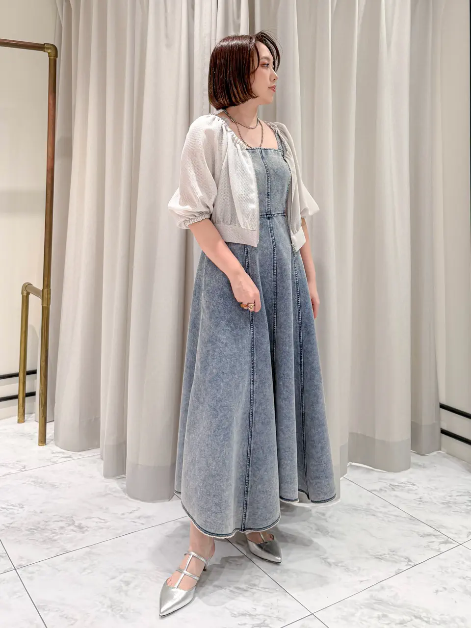  Natsumi コーディネート画像