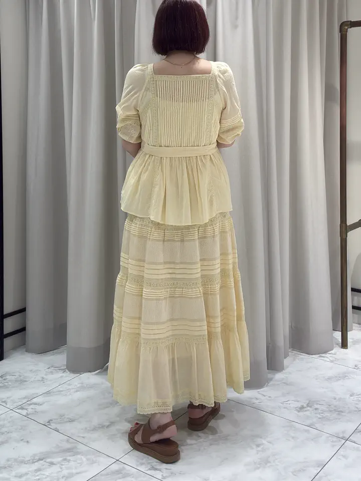 GRACE CONTINENTAL Izumi コーディネート画像