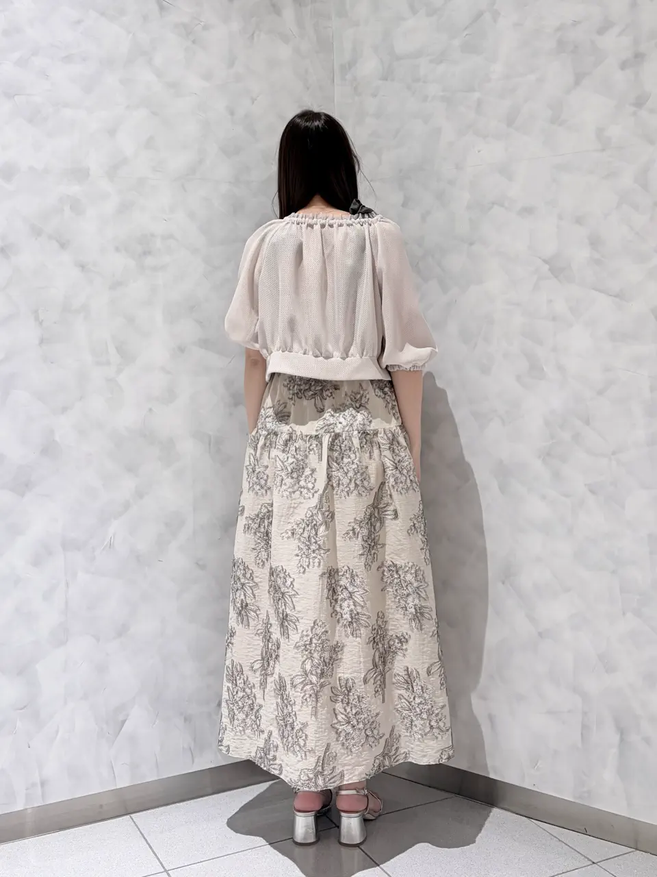 GRACE CONTINENTAL 根本　紗良 コーディネート画像