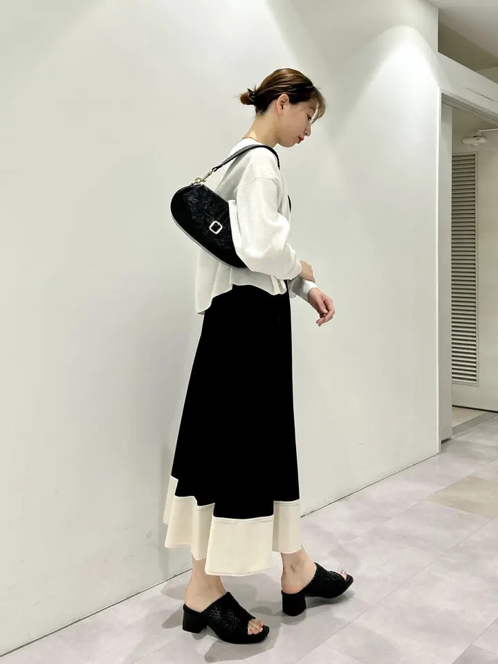 GRACE CONTINENTAL eri コーディネート画像