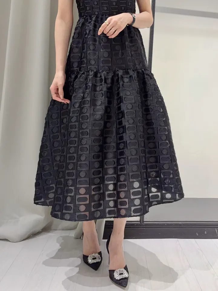 GRACE CONTINENTAL 亀田 未希 コーディネート画像