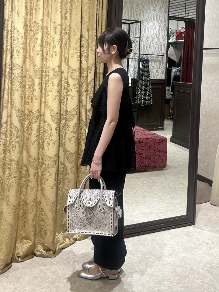 GRACE CONTINENTAL tamaki コーディネート画像