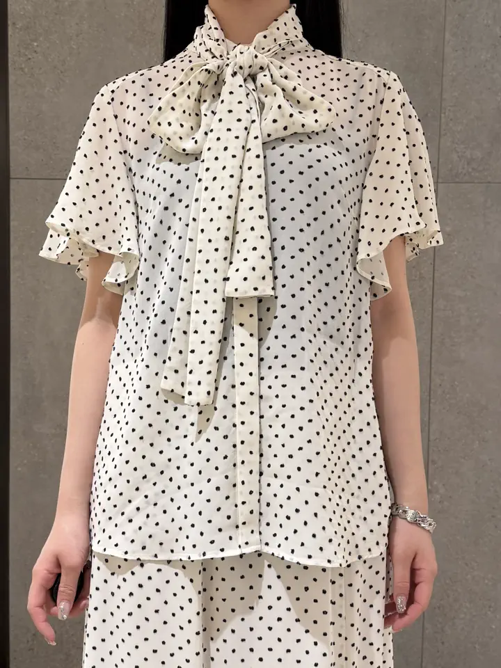 GRACE CONTINENTAL anri コーディネート画像
