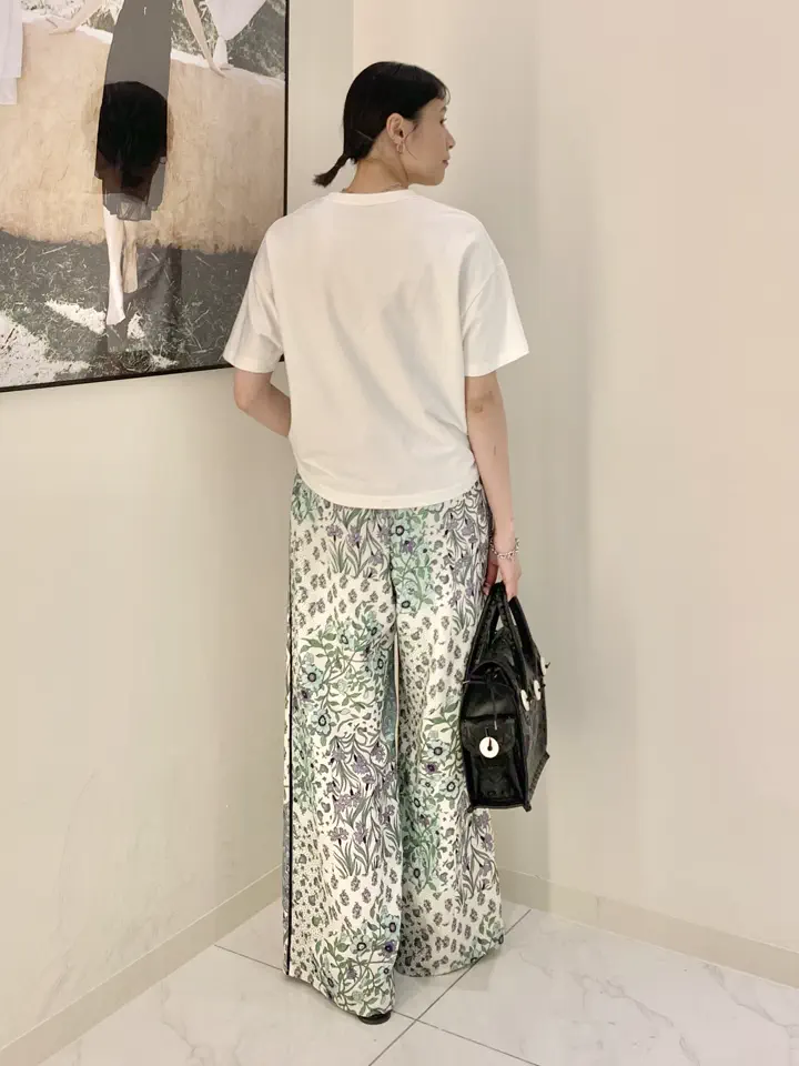 GRACE CONTINENTAL haruka iwasaki コーディネート画像