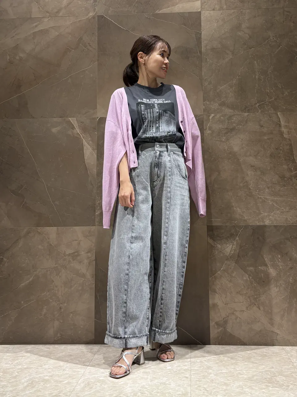  穐山　香織 コーディネート画像