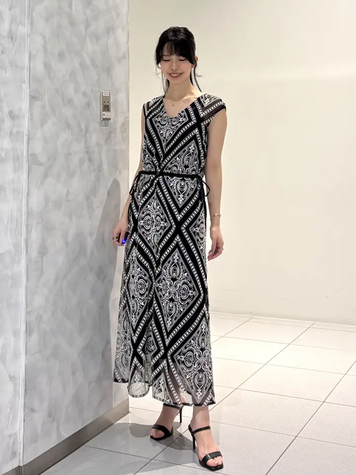 GRACE CONTINENTAL FUKUSHIMA YURIE コーディネート画像