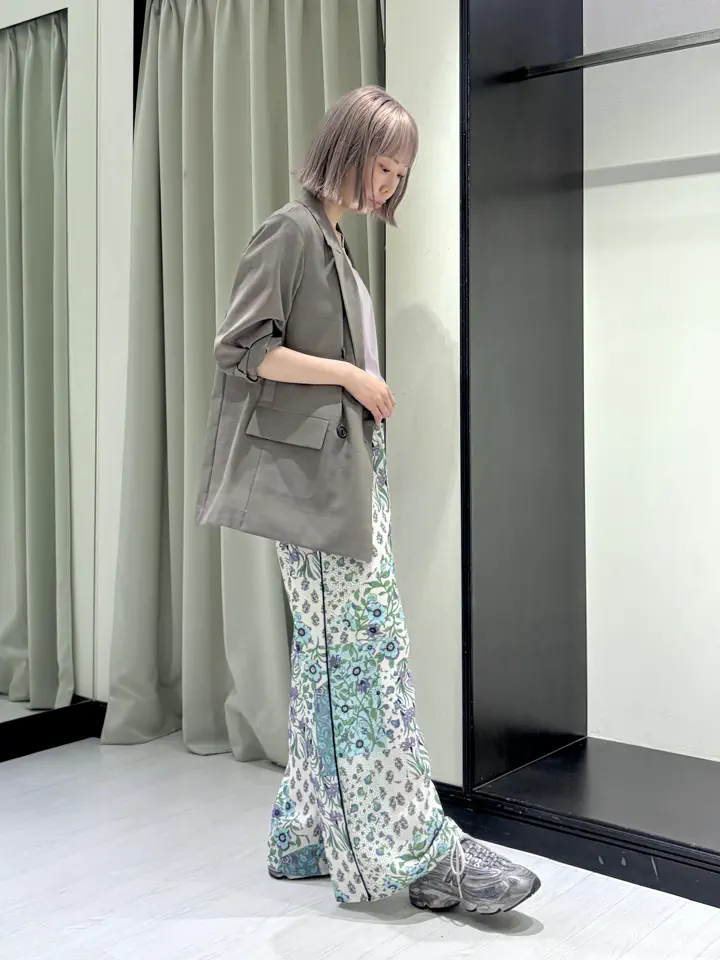 GRACE CONTINENTAL Abe コーディネート画像
