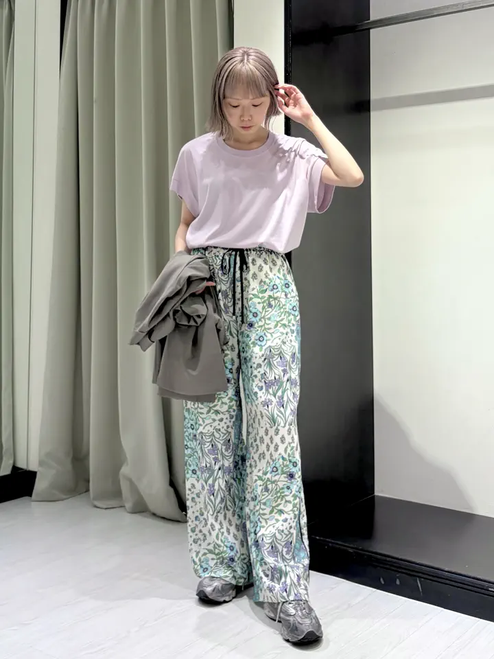 GRACE CONTINENTAL Abe コーディネート画像