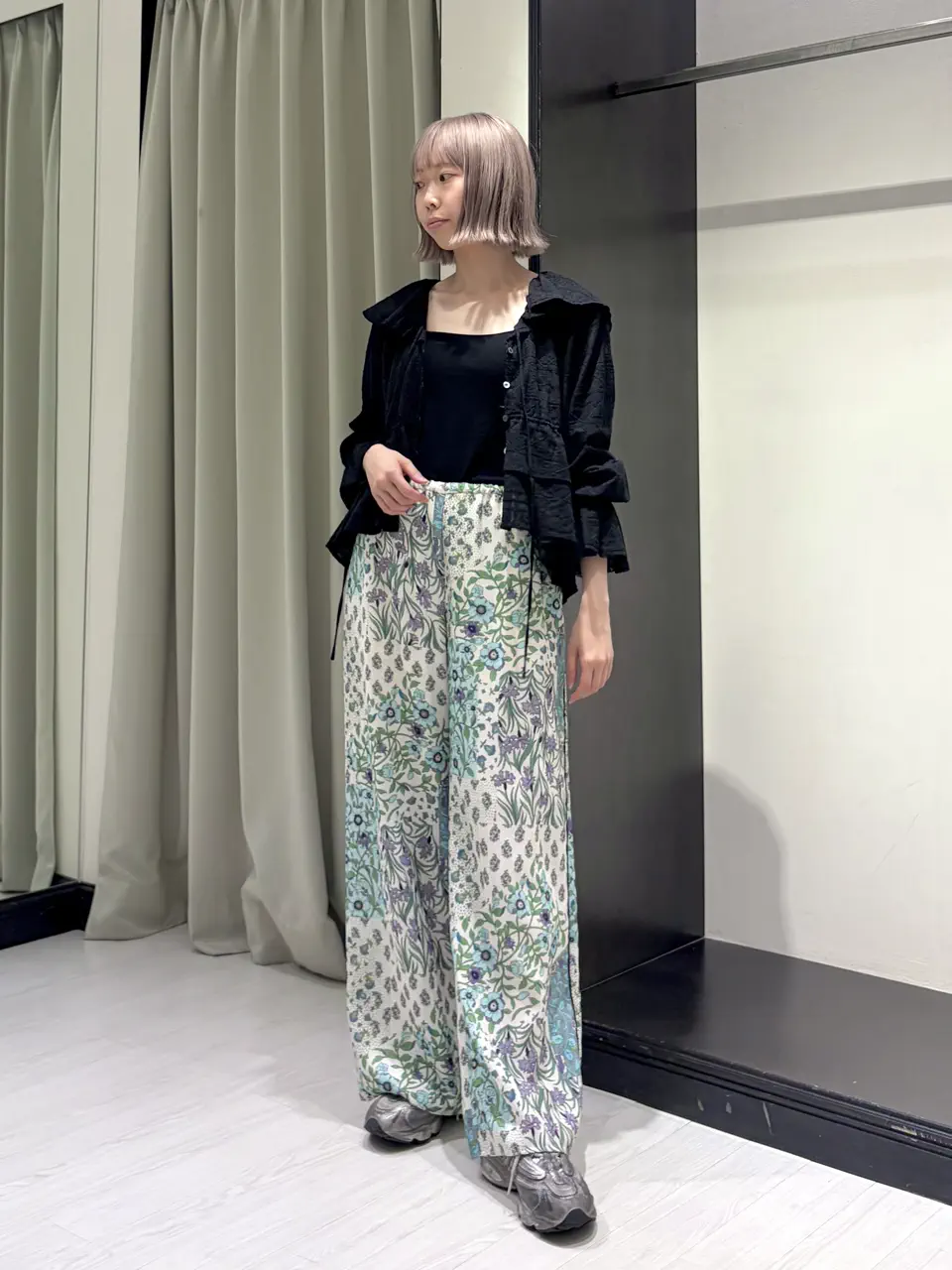 GRACE CONTINENTAL Abe コーディネート画像