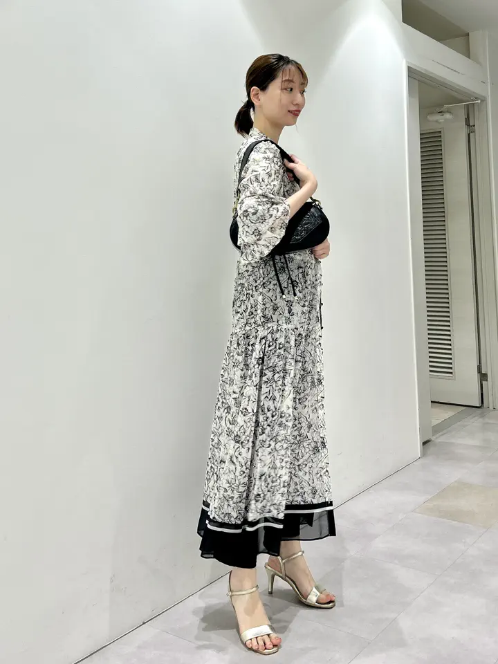 GRACE CONTINENTAL eri コーディネート画像