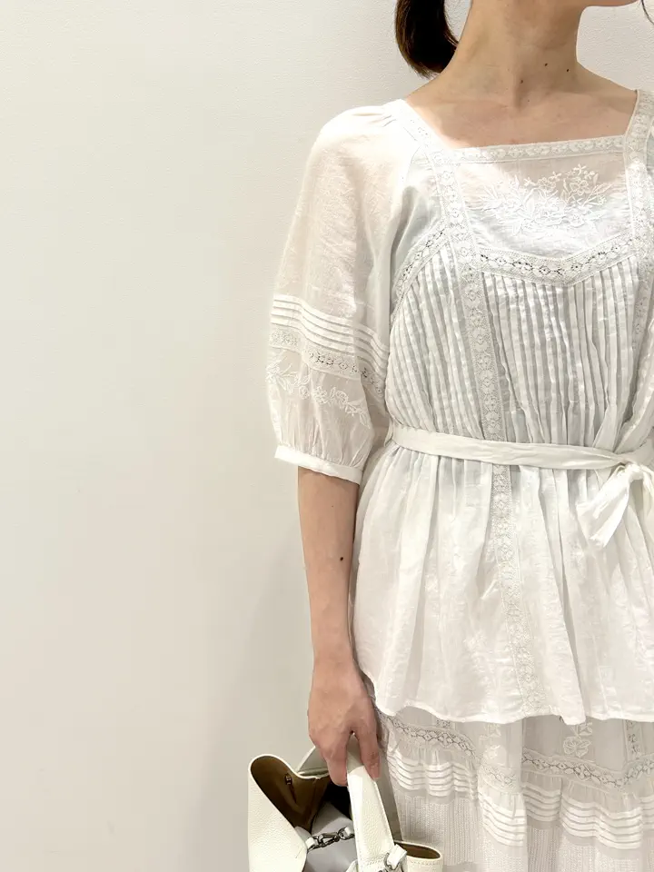 GRACE CONTINENTAL eri コーディネート画像