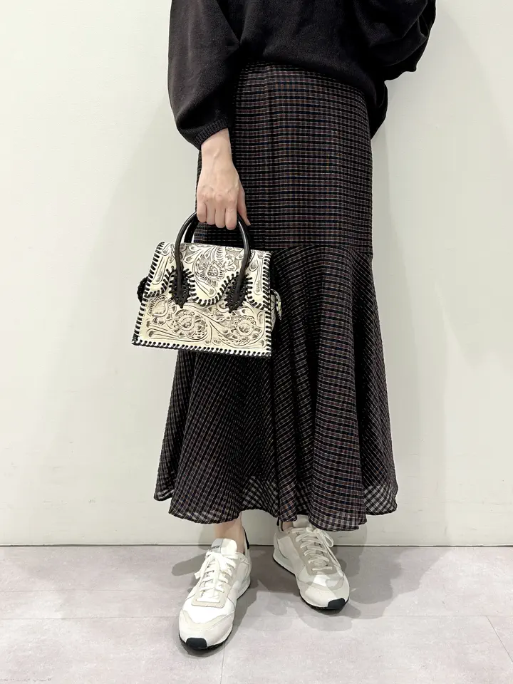 GRACE CONTINENTAL eri コーディネート画像