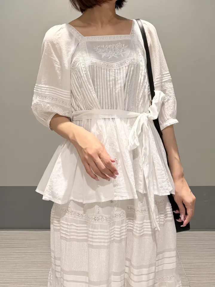 GRACE CONTINENTAL MORITA AI コーディネート画像