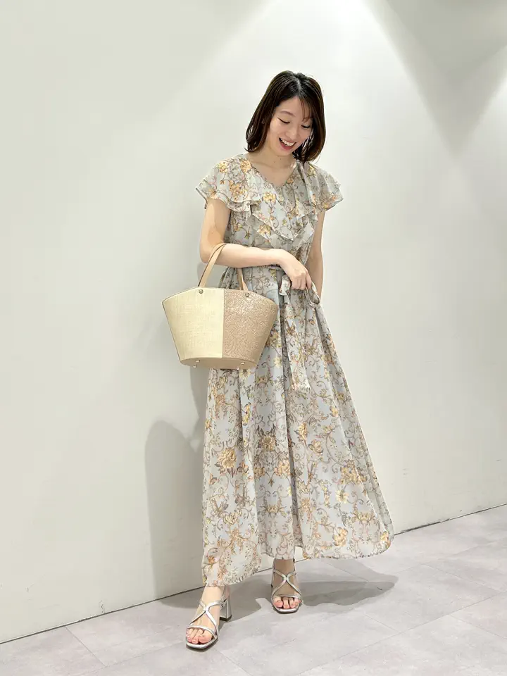 GRACE CONTINENTAL eri コーディネート画像