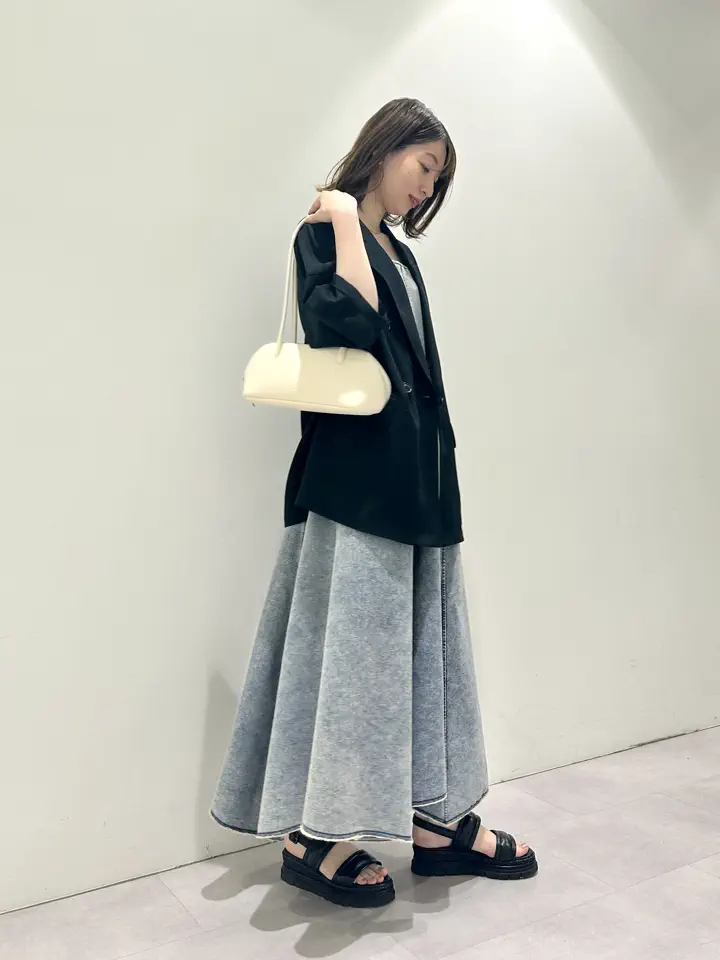 GRACE CONTINENTAL eri コーディネート画像