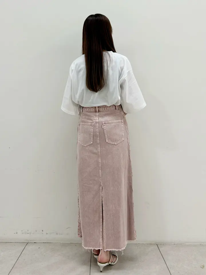 GRACE CONTINENTAL Miu Akamatsu コーディネート画像