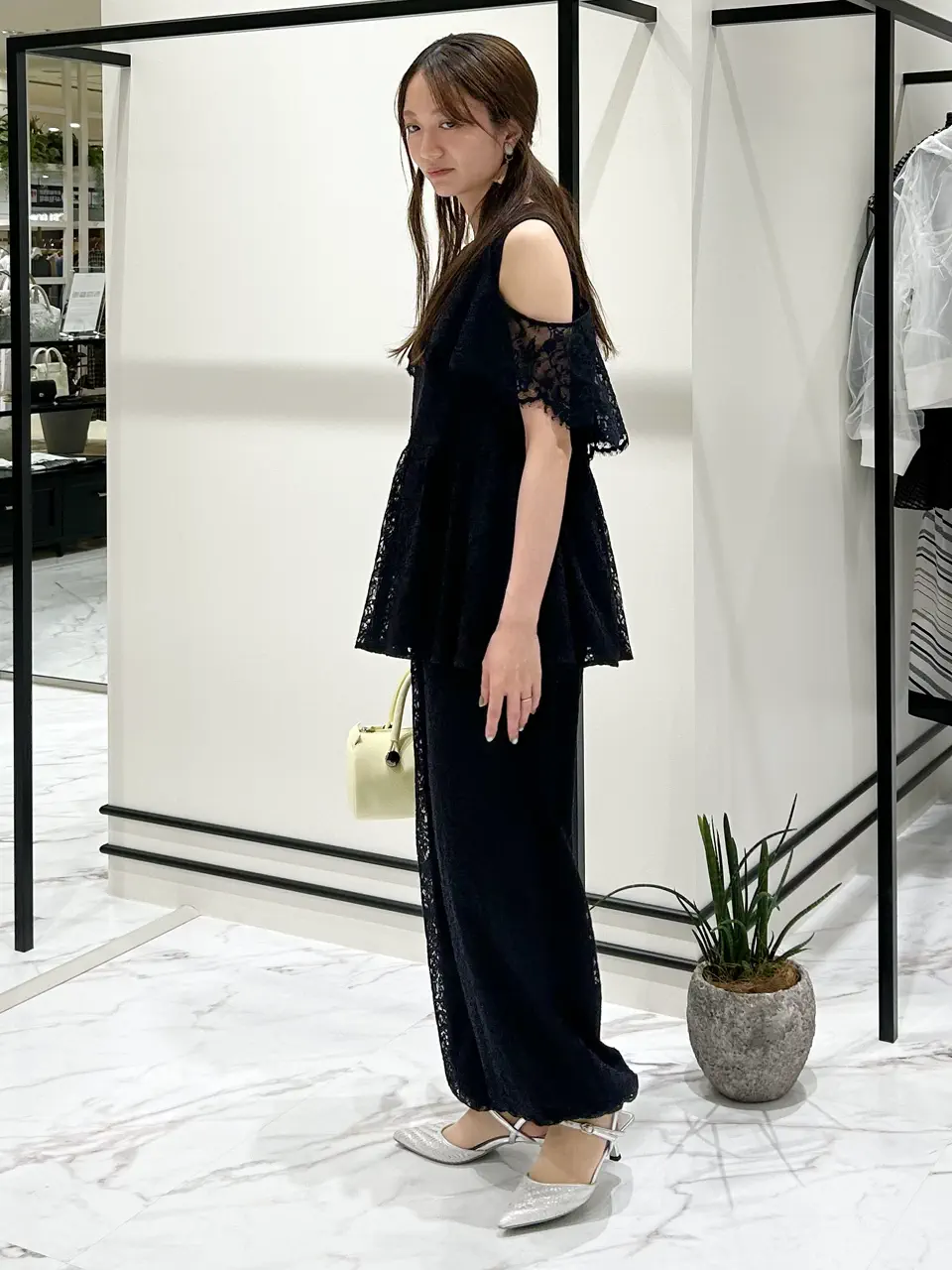 GRACE CONTINENTAL Wakazono コーディネート画像