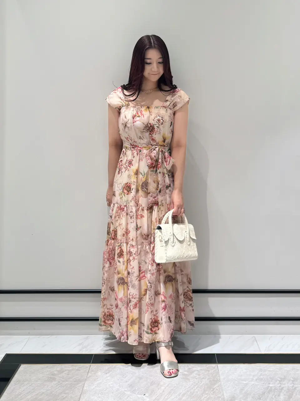 GRACE CONTINENTAL MOMOKO コーディネート画像