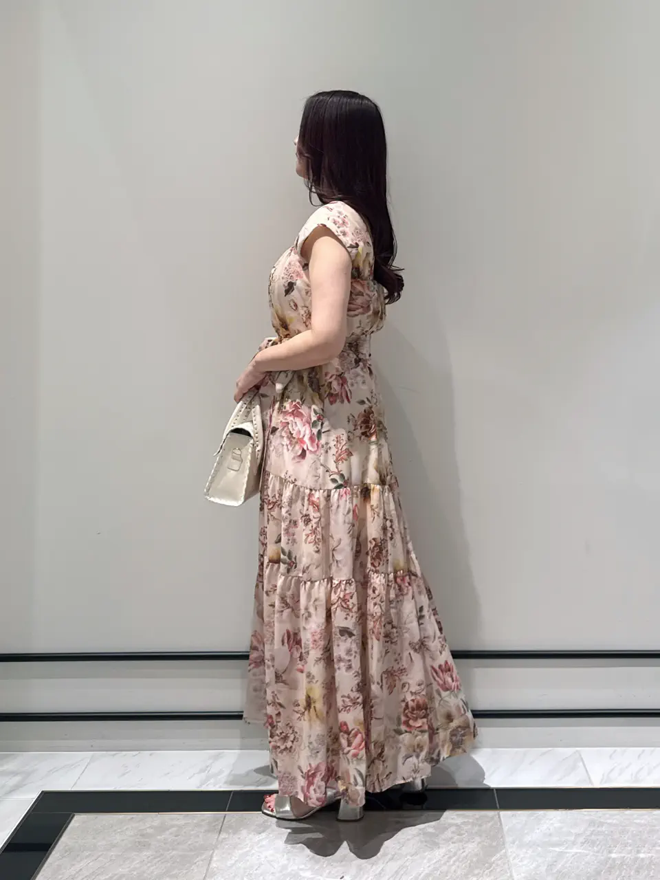 GRACE CONTINENTAL MOMOKO コーディネート画像