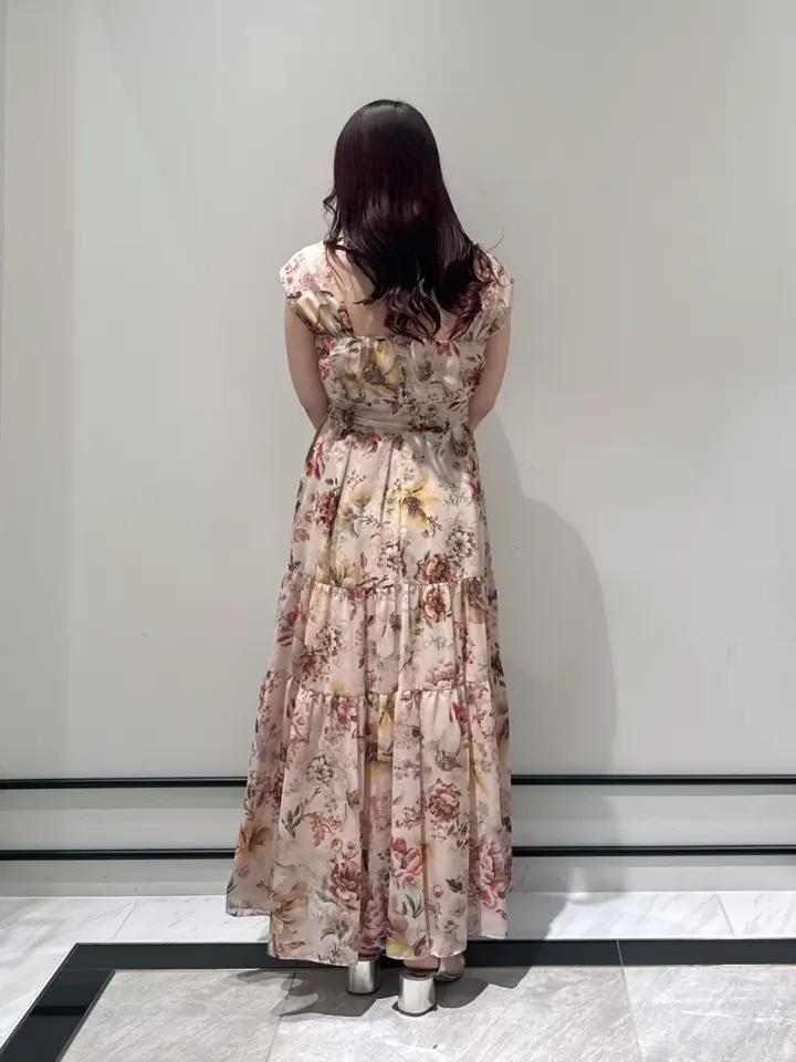 GRACE CONTINENTAL MOMOKO コーディネート画像