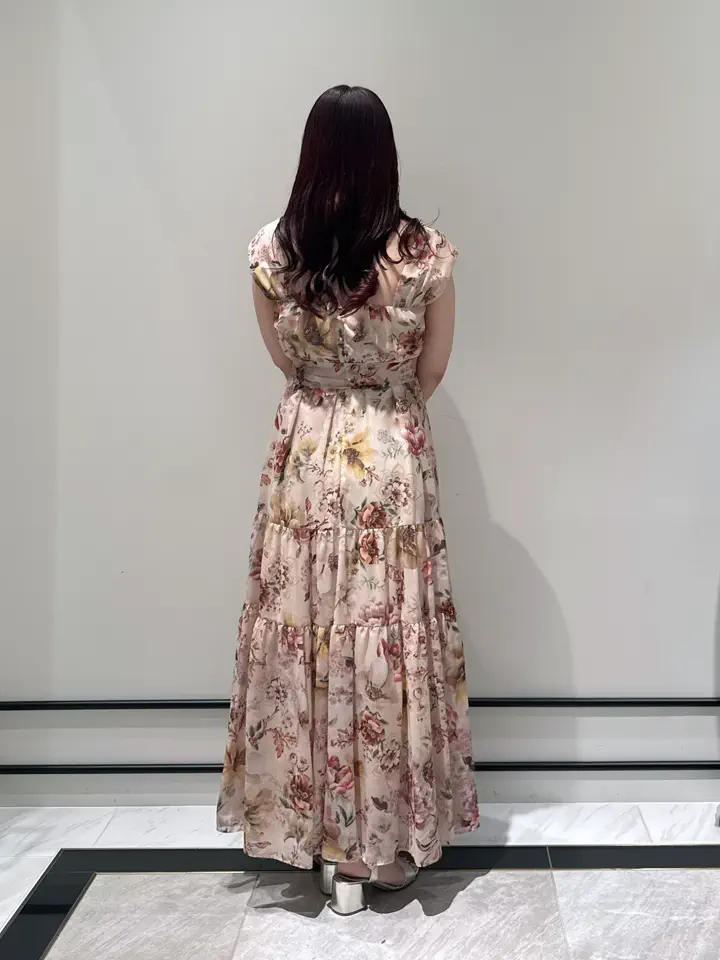 GRACE CONTINENTAL MOMOKO コーディネート画像