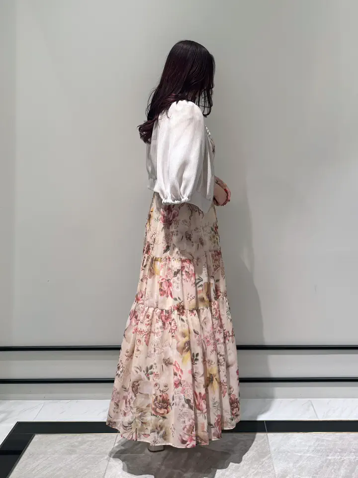 GRACE CONTINENTAL MOMOKO コーディネート画像