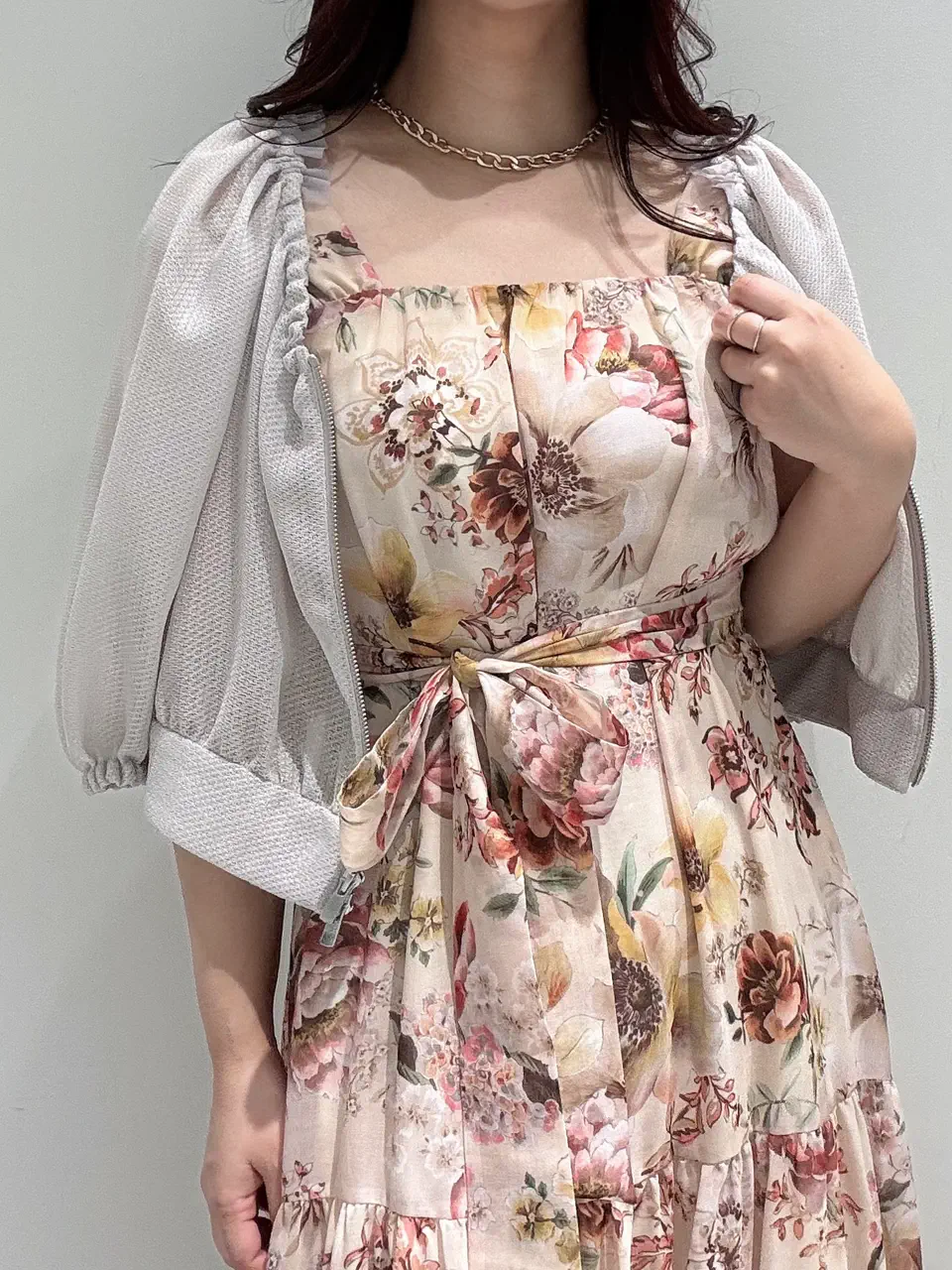 GRACE CONTINENTAL MOMOKO コーディネート画像