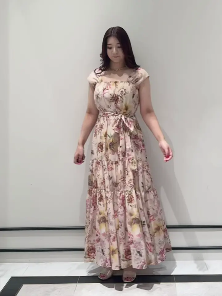GRACE CONTINENTAL MOMOKO コーディネート画像