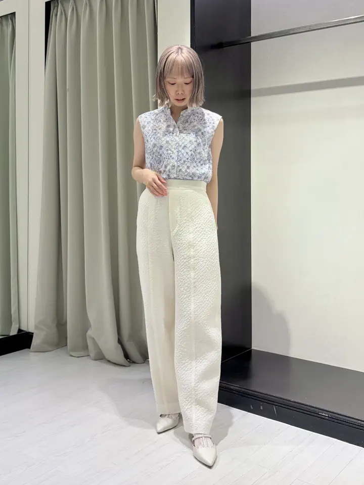 GRACE CONTINENTAL Abe コーディネート画像
