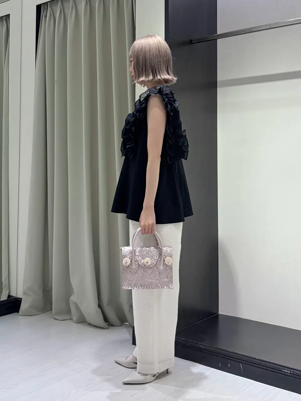 GRACE CONTINENTAL Abe コーディネート画像