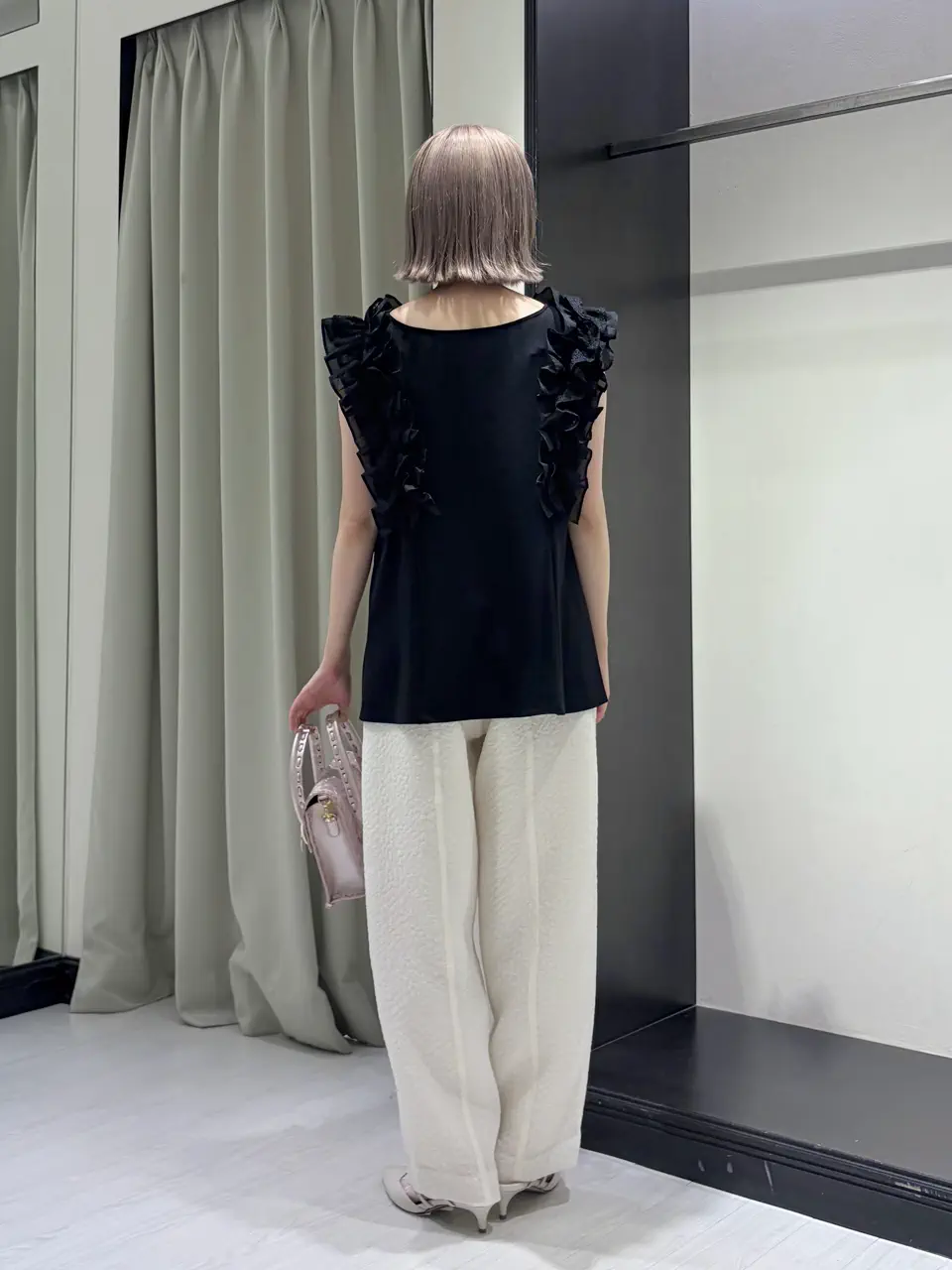GRACE CONTINENTAL Abe コーディネート画像
