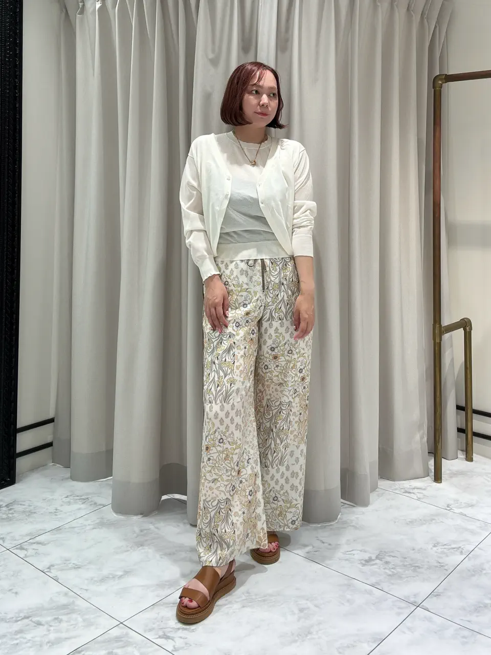 Izumi コーディネート画像