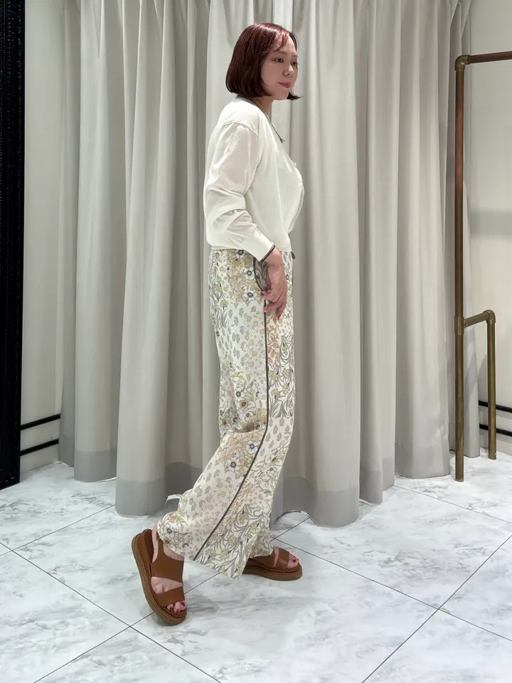 GRACE CONTINENTAL Izumi コーディネート画像