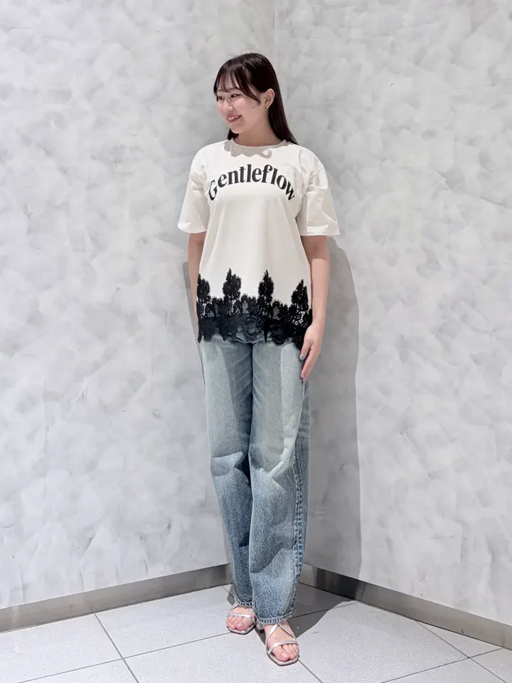 GRACE CONTINENTAL 根本　紗良 コーディネート画像