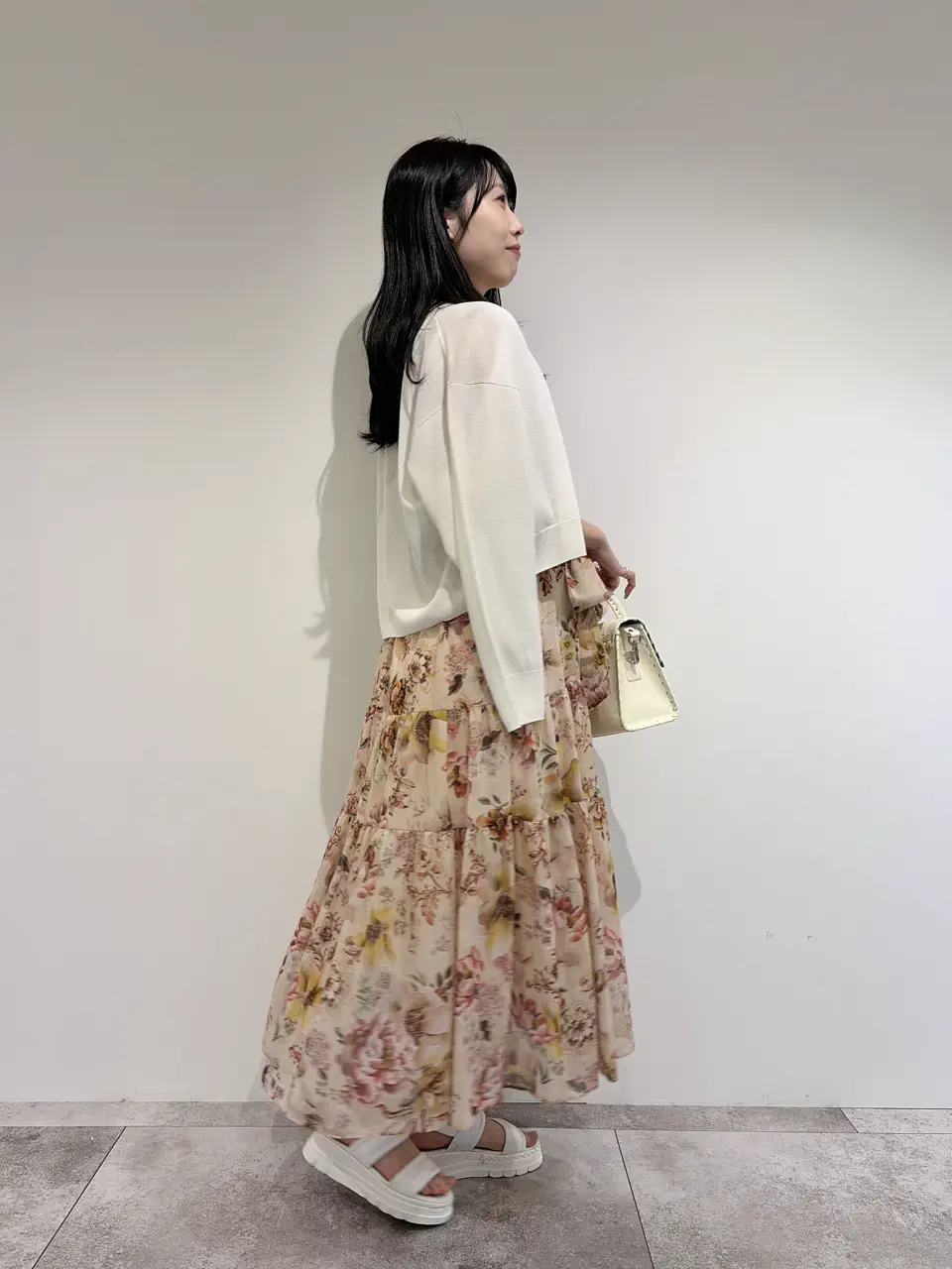 GRACE CONTINENTAL 端場 わかな コーディネート画像