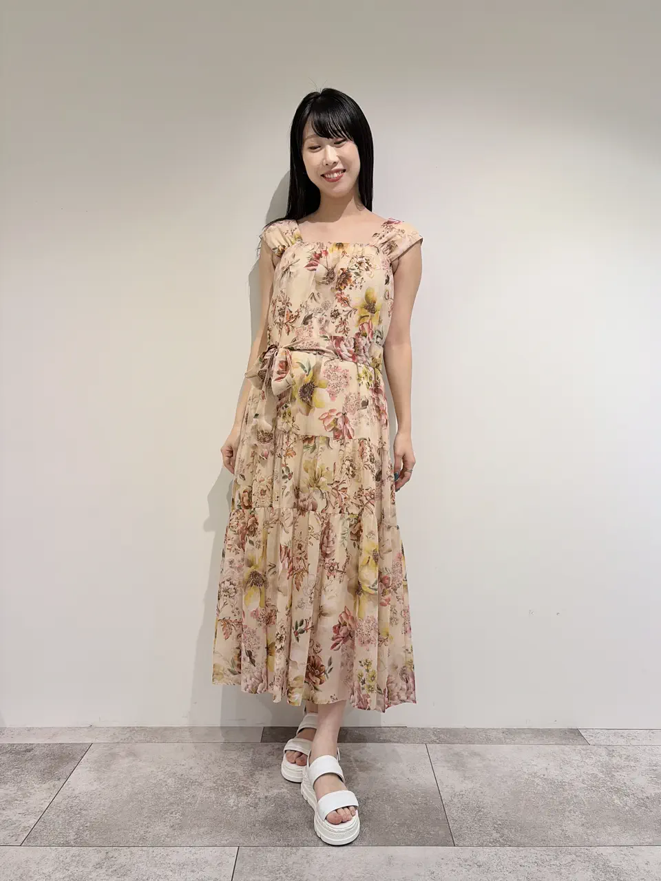 GRACE CONTINENTAL 端場 わかな コーディネート画像