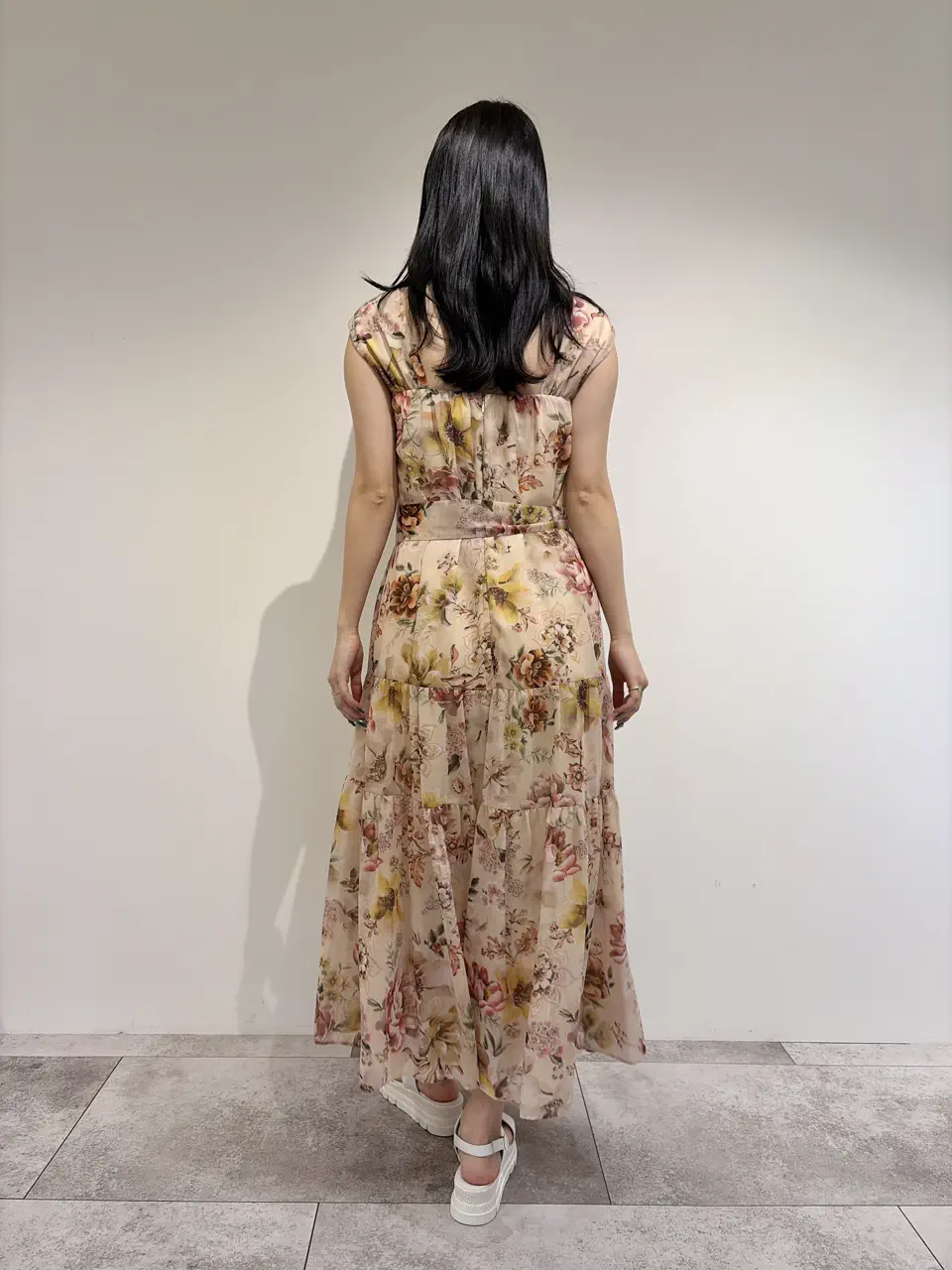 GRACE CONTINENTAL 端場 わかな コーディネート画像