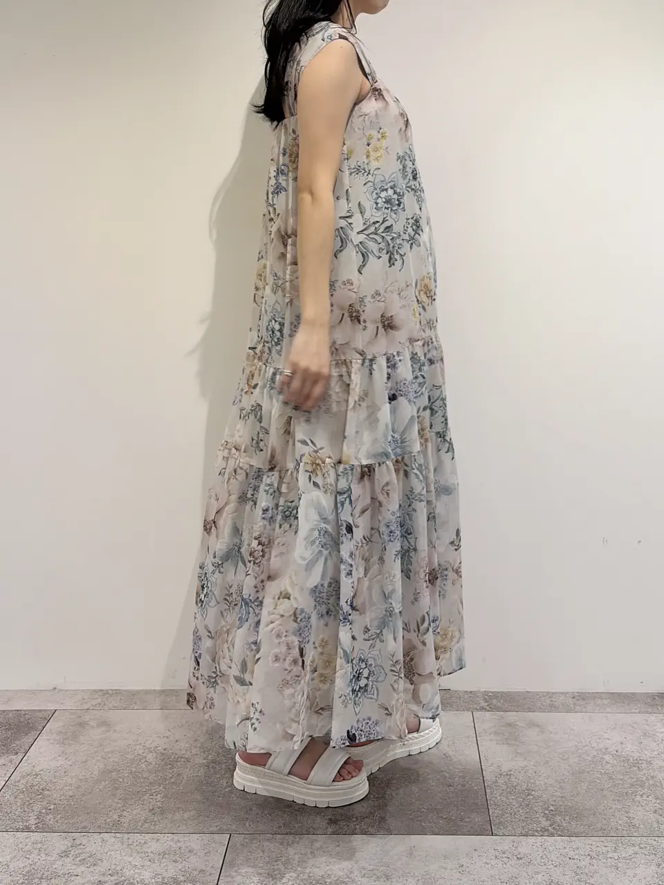 GRACE CONTINENTAL 端場 わかな コーディネート画像
