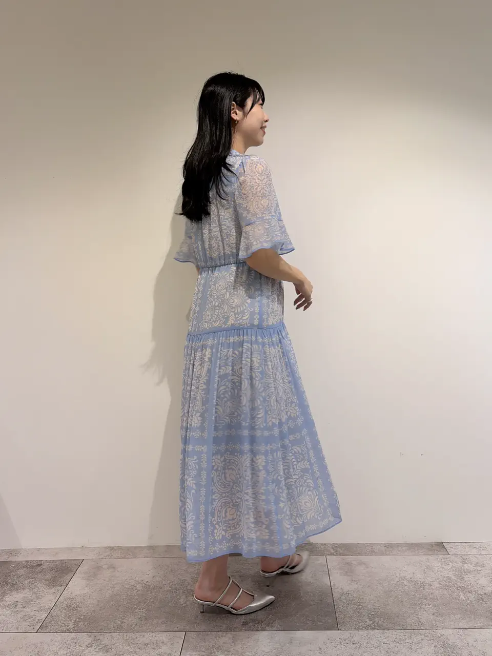 GRACE CONTINENTAL 端場 わかな コーディネート画像