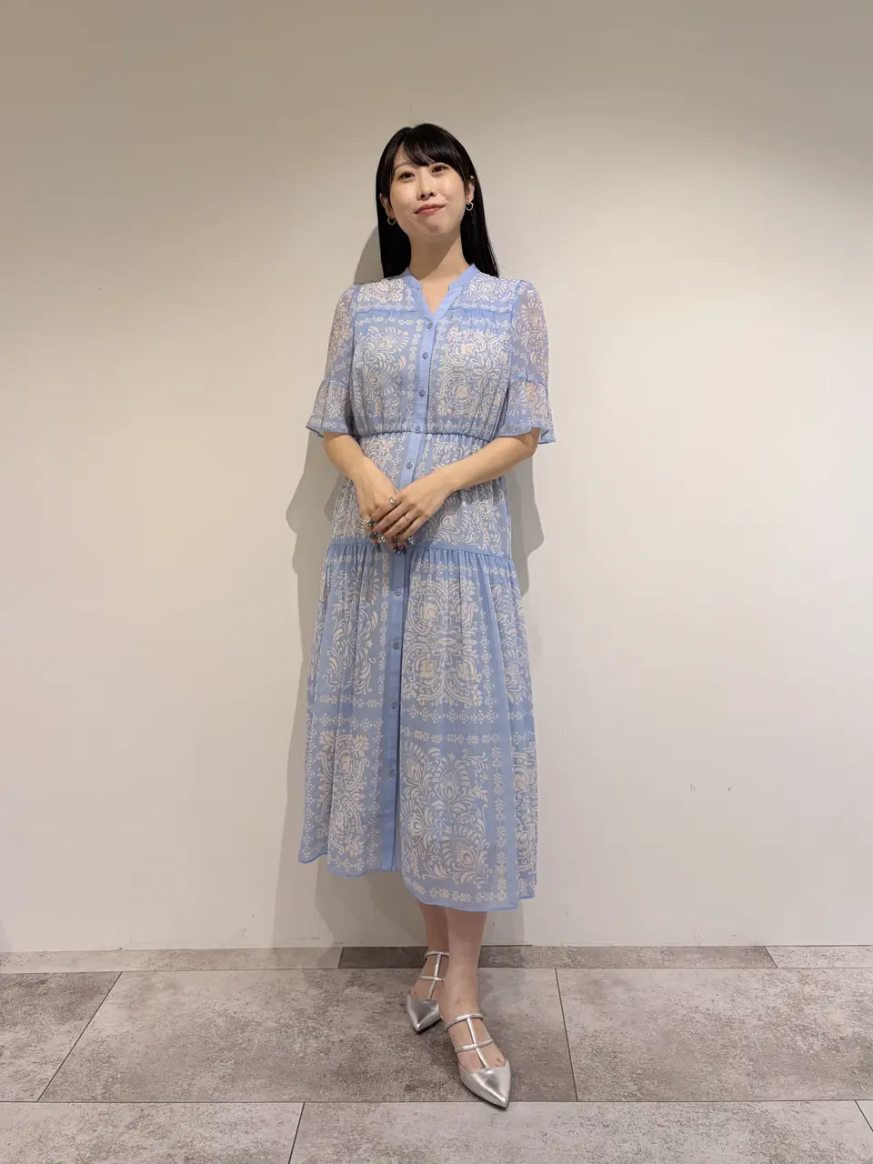 GRACE CONTINENTAL 端場 わかな コーディネート画像