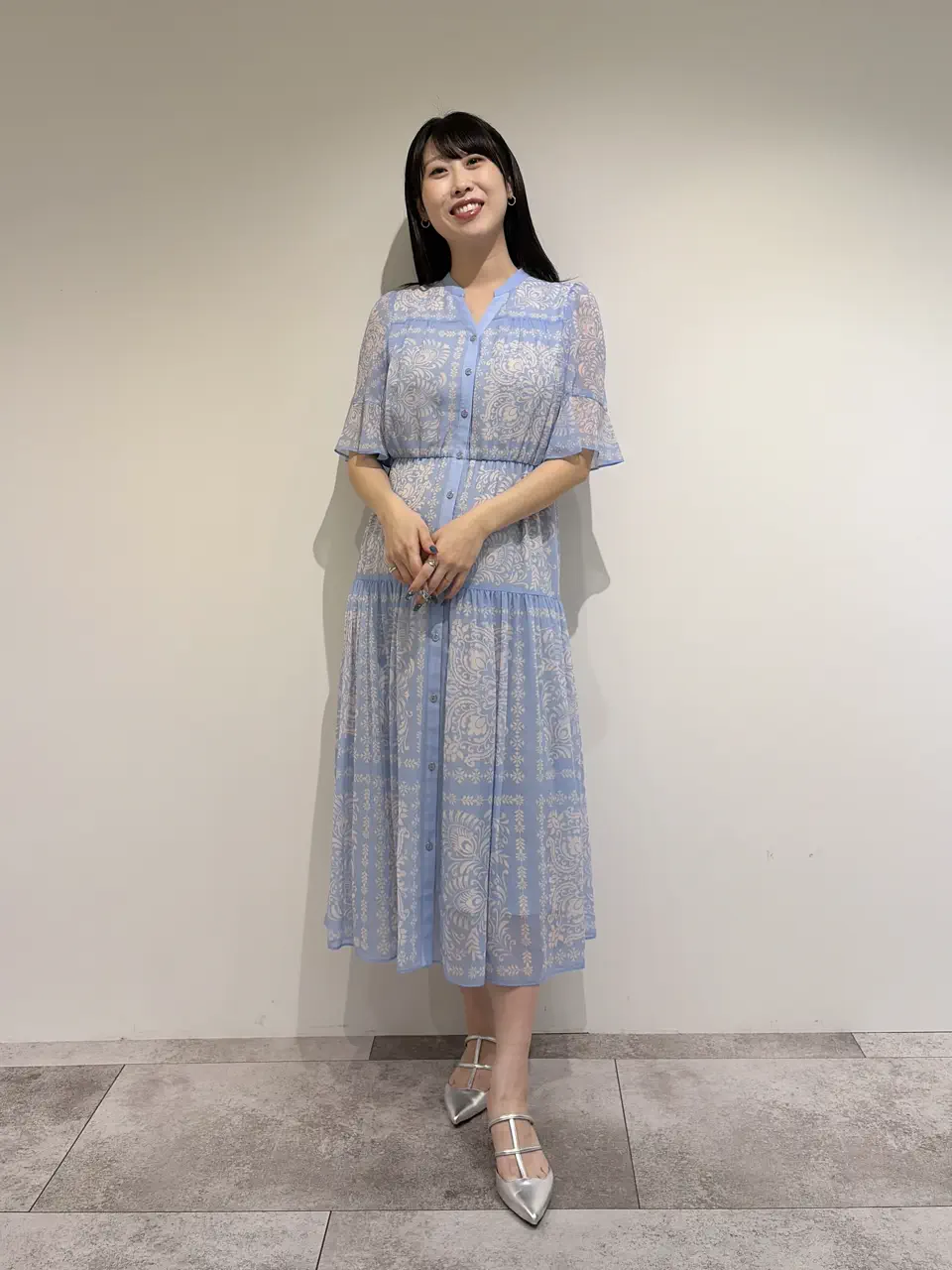 GRACE CONTINENTAL 端場 わかな コーディネート画像