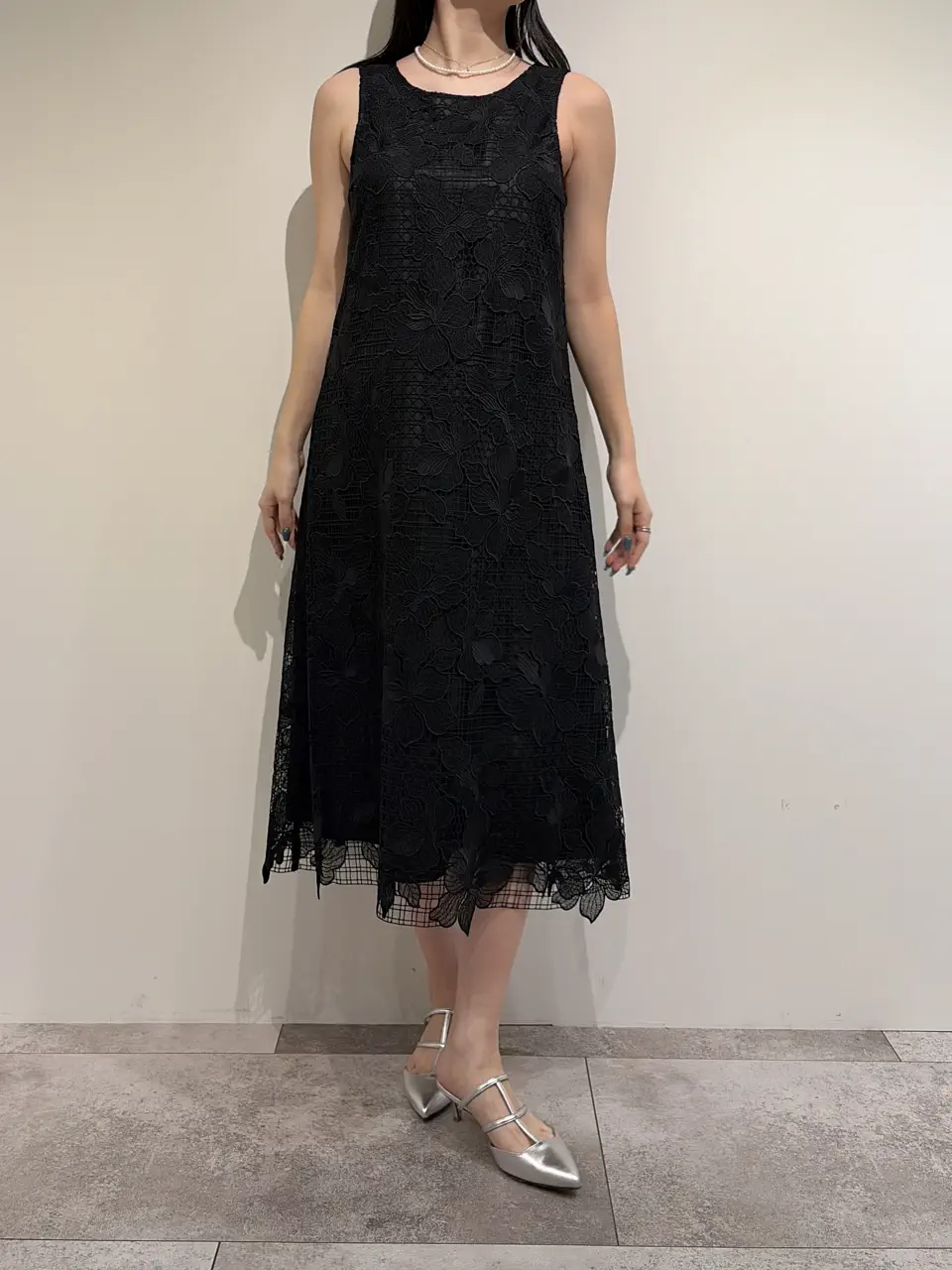 GRACE CONTINENTAL 端場 わかな コーディネート画像