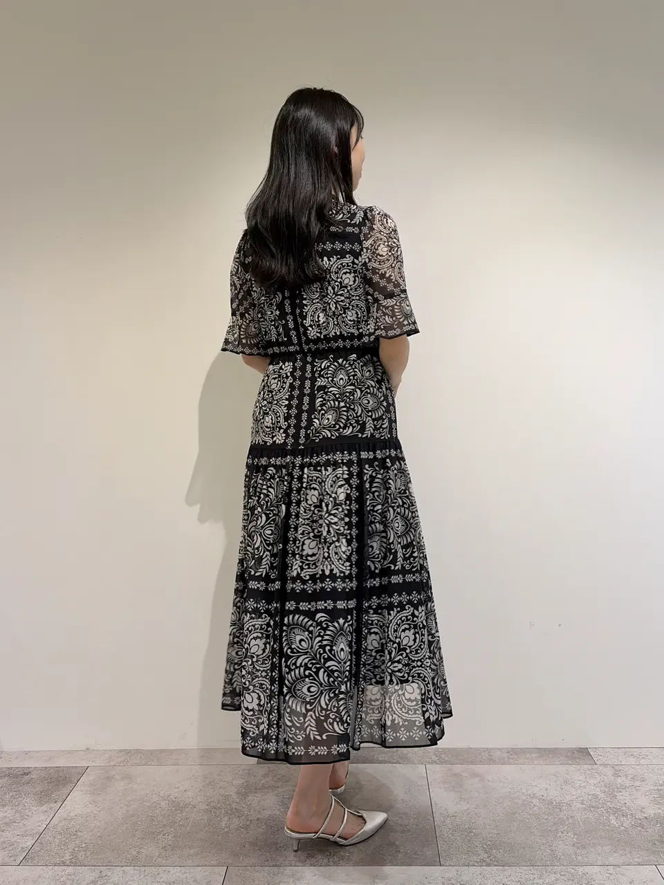 GRACE CONTINENTAL 端場 わかな コーディネート画像