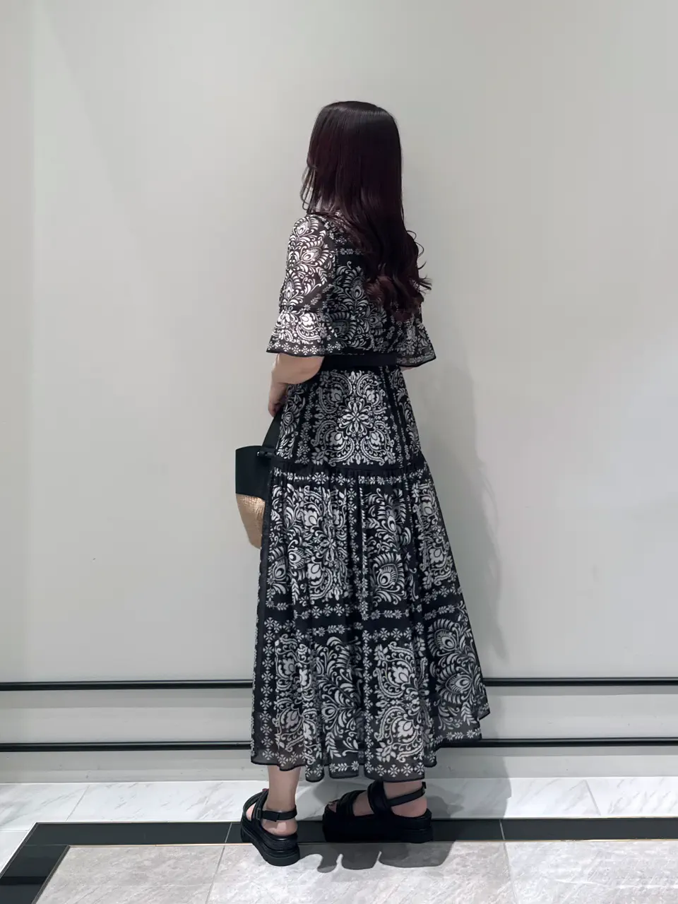 GRACE CONTINENTAL MOMOKO コーディネート画像