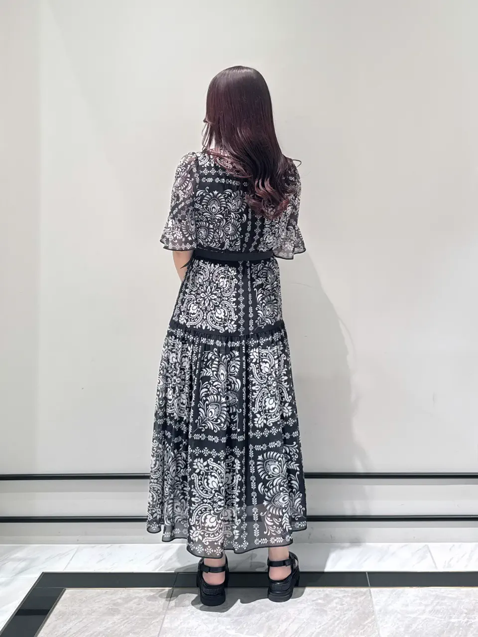 GRACE CONTINENTAL MOMOKO コーディネート画像
