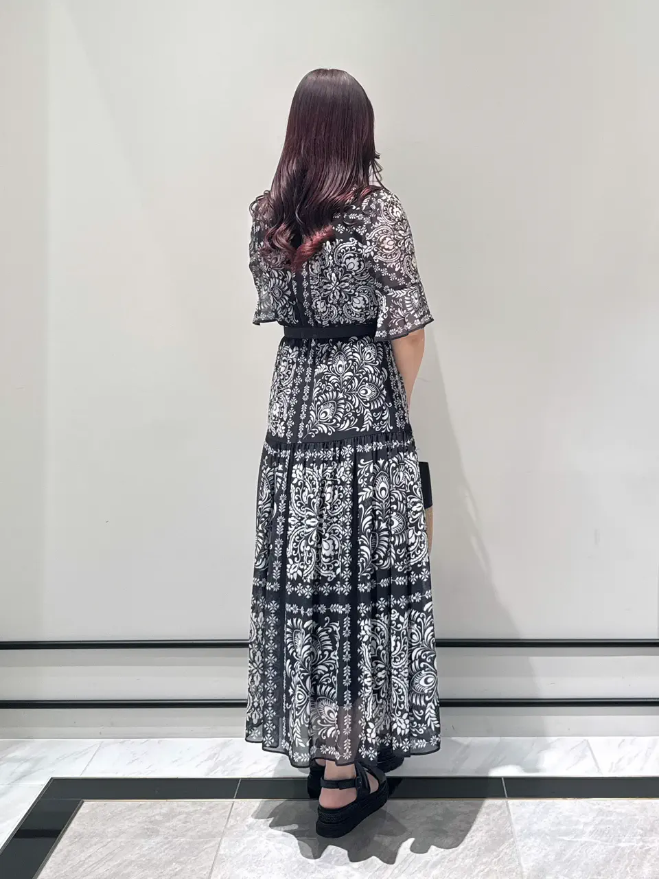 GRACE CONTINENTAL MOMOKO コーディネート画像